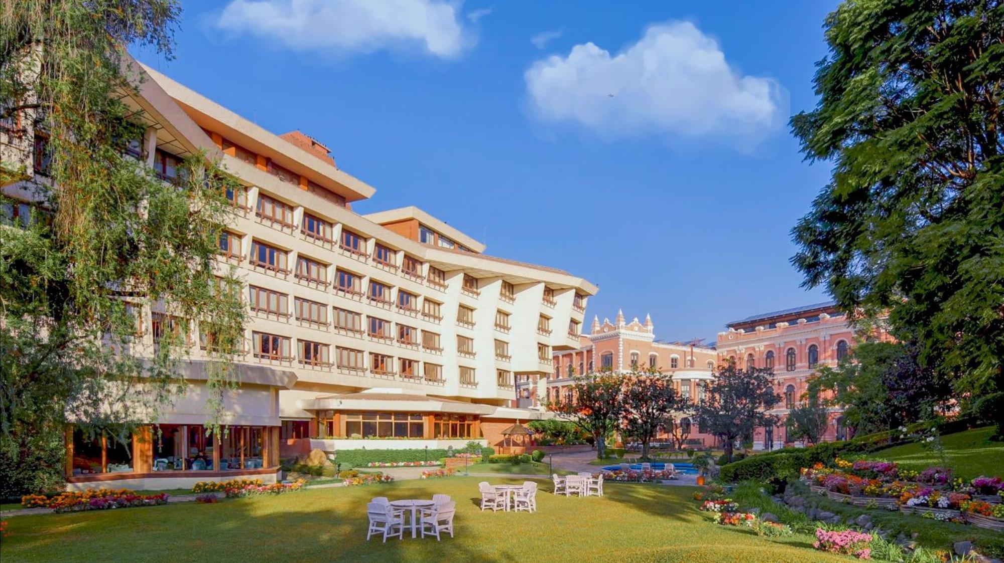 Hotel Yak & Yeti Catmandu Exterior foto